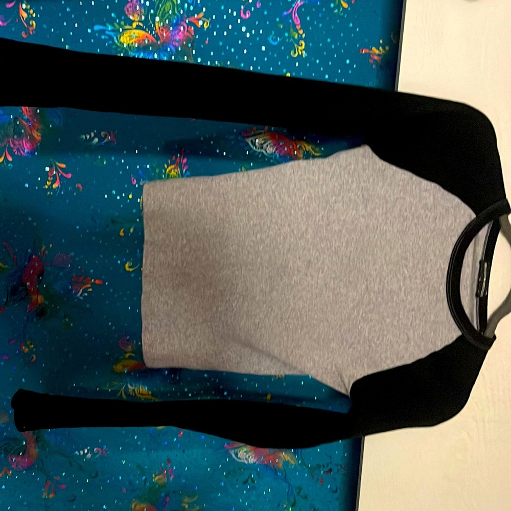 Black/Gray long sleeve shirt !